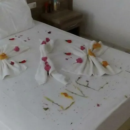 Filis Otel 2*