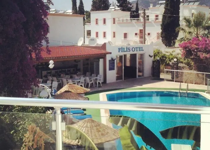 מלון Filis