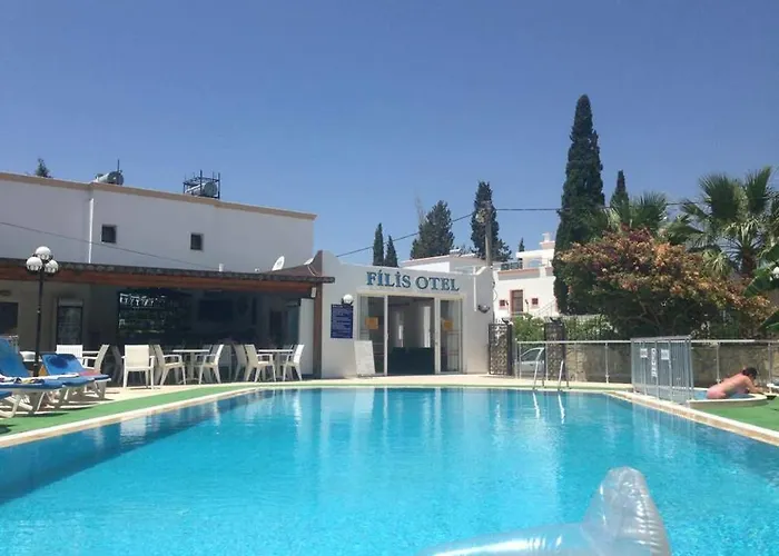 Ξενοδοχείο Filis 2*