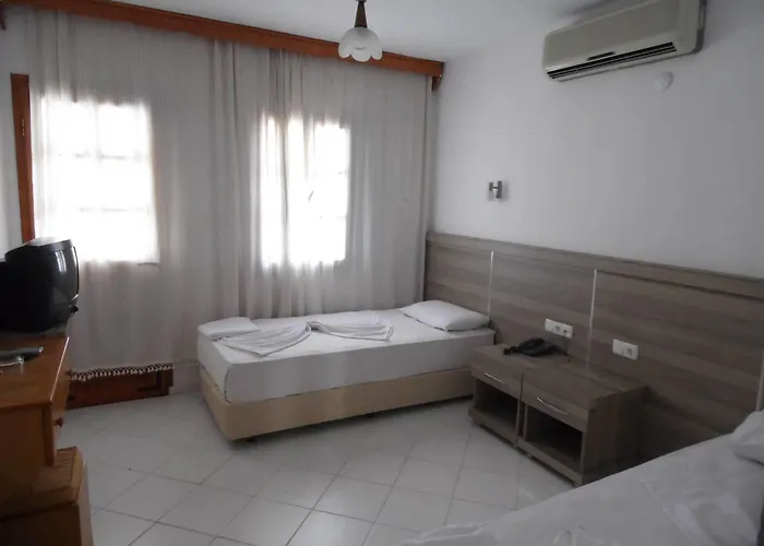 Ξενοδοχείο Filis 2*